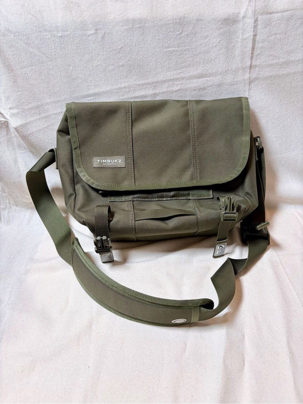 Timbuk2 Olive Green Messenger Camera Bag